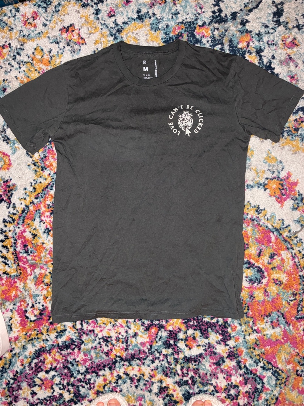 Love Can't Be Clicked Graphic Crewneck T-Shirt - charcoal gray